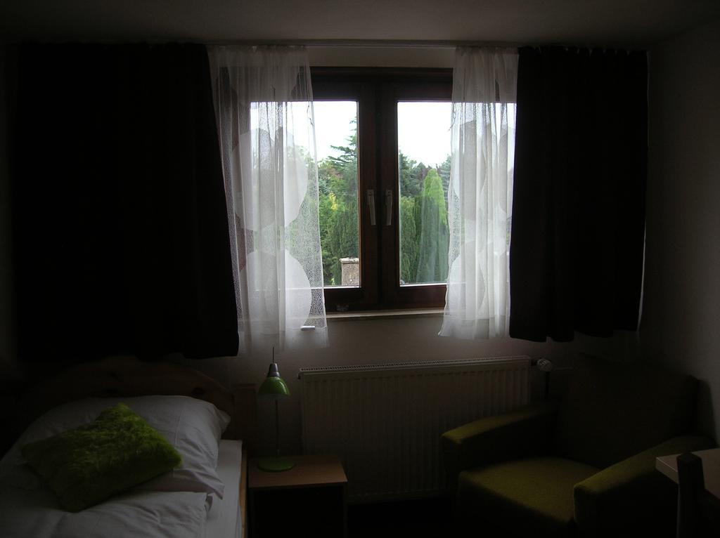 Hotel Neuss-Nord Esterno foto