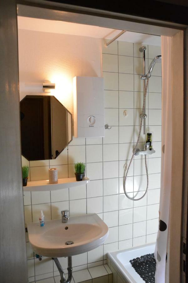 Hotel Neuss-Nord Esterno foto